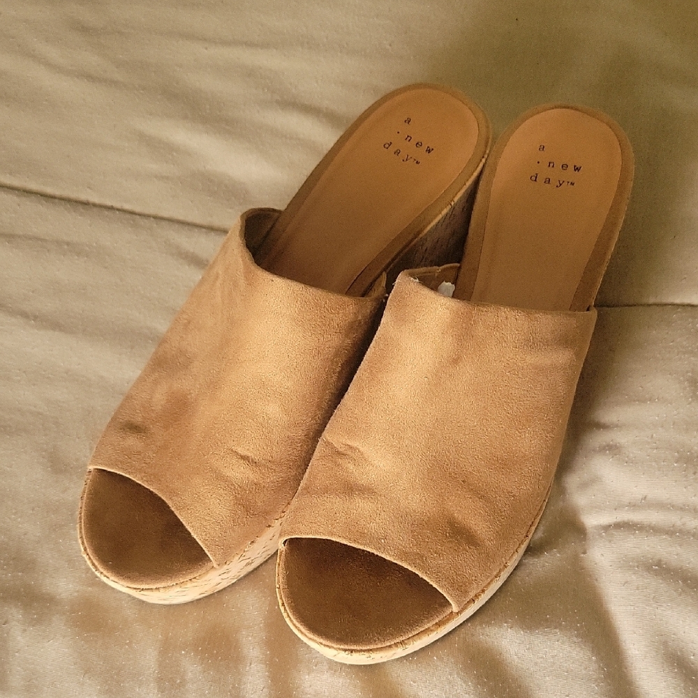 A New Day Women's Tan Wedge Sandals